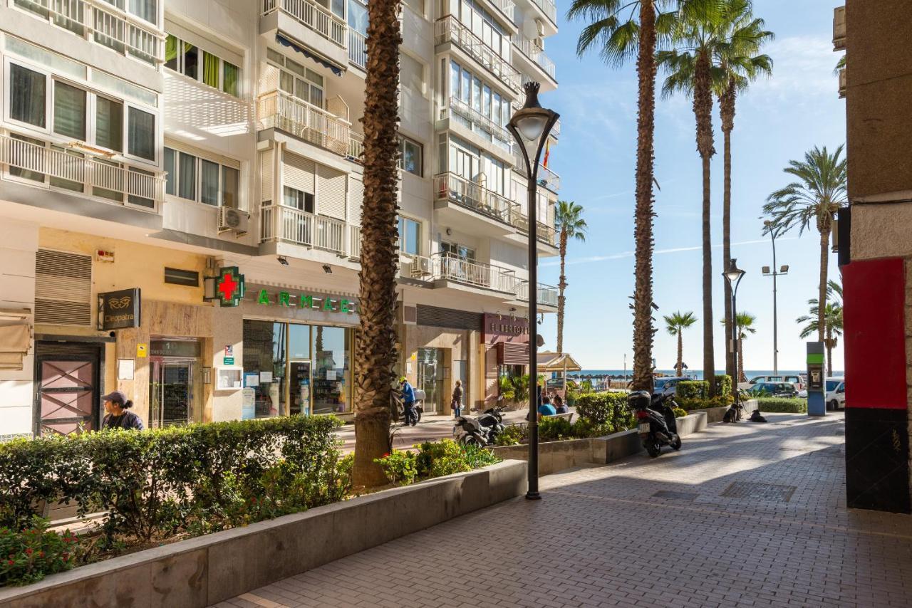 شقة Mp6-Cathedral Views Apt Right On The Beach مالقة المظهر الخارجي الصورة