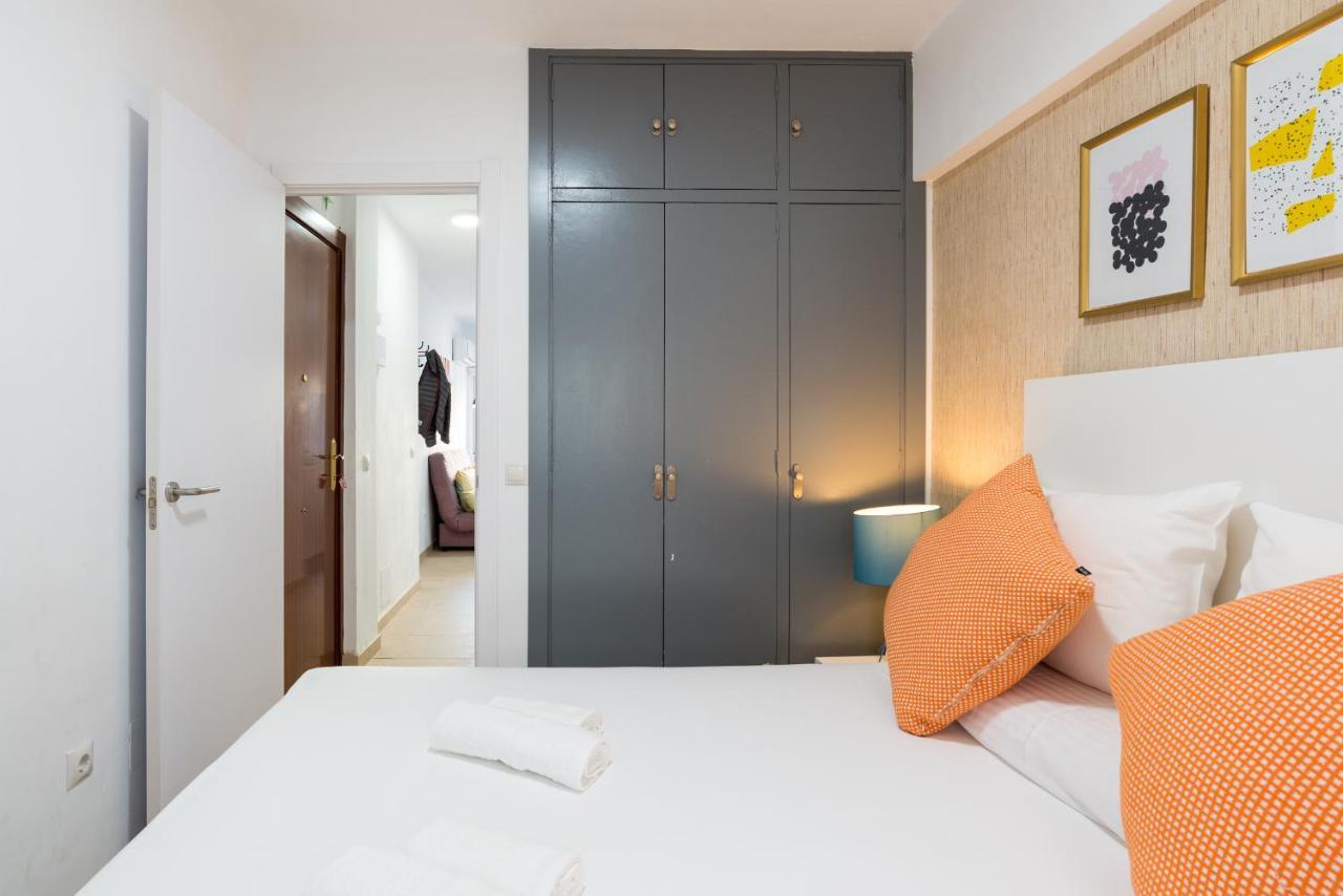 شقة Mp6-Cathedral Views Apt Right On The Beach مالقة المظهر الخارجي الصورة